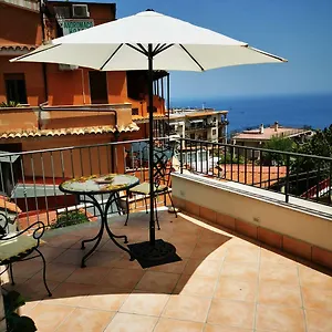 https://apartment-marifra-garden.taorminaitalyhotels.com